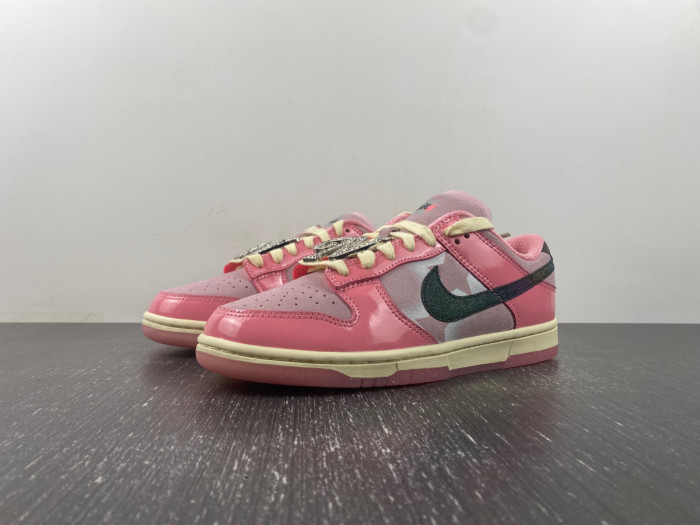 nike dunk low lx barbie fn8927-621