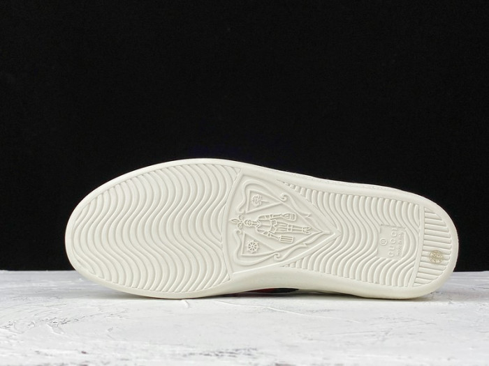 g*u*i ace embroidered low-top sneaker e2275