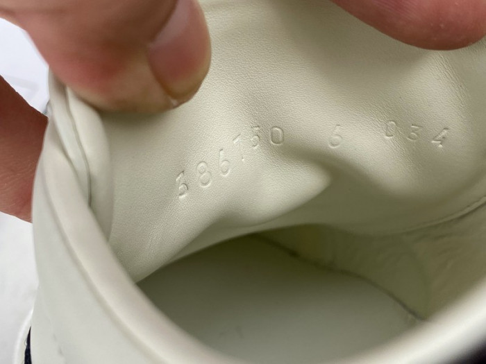 g*u*i ace embroidered low-top sneaker e2275