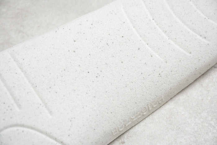 Ba*len*cia*ga triple s w09o5 9024