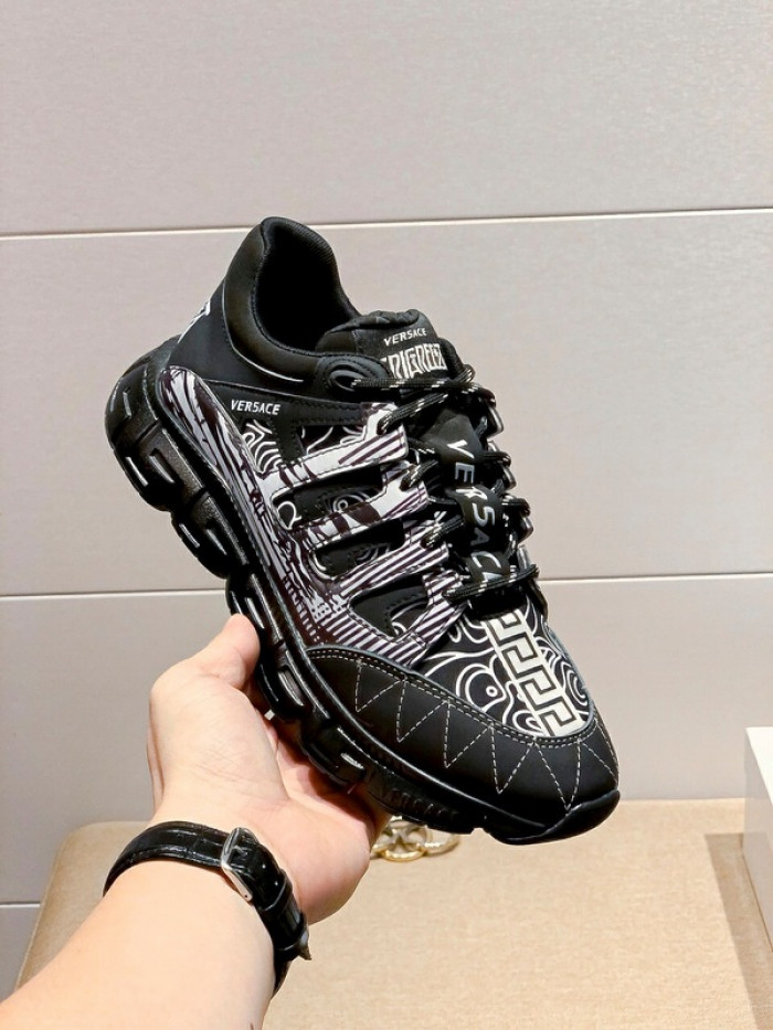 versace sneaker