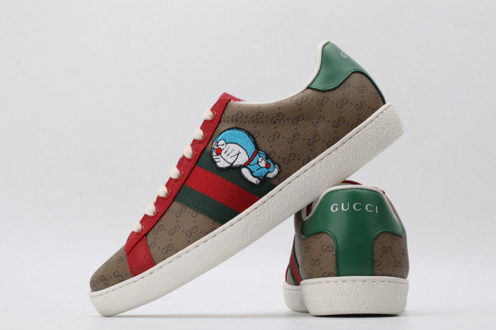 g*u*i ace embroidered low-top sneaker e2320