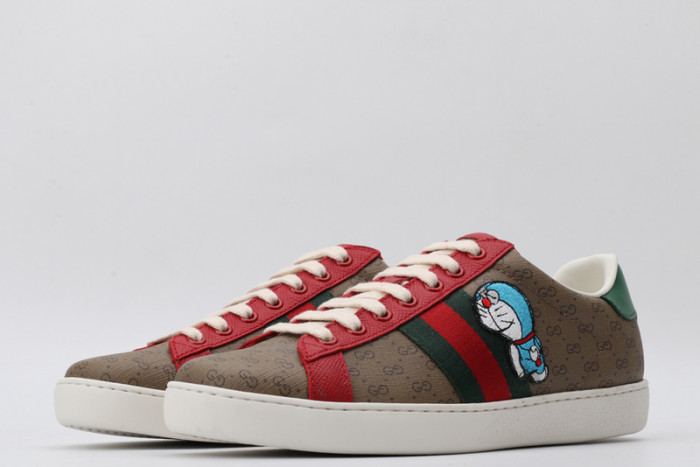 g*u*i ace embroidered low-top sneaker e2320