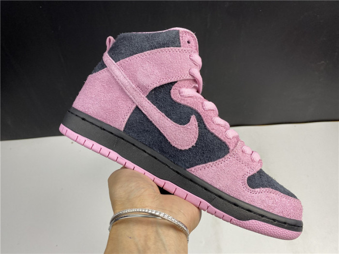 nike dunk sb hi “invert celtics” cu7349-001