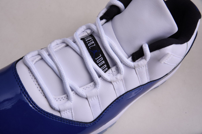 air jordan 11 low wmns “concord” ah7860-100