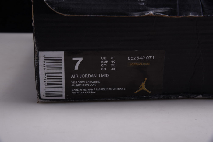 air jordan 1 mid yellow toe black 852542-071