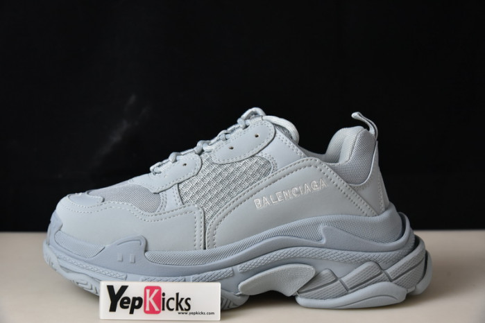 Ba*len*cia*ga triple s sneaker w2fw1 4700