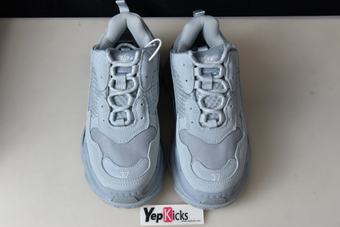 Ba*len*cia*ga triple s sneaker w2fw1 4700