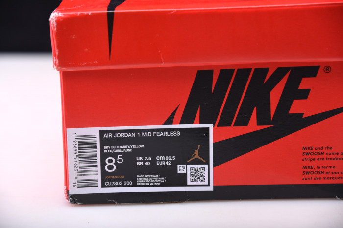 jordan 1 mid se fearless maison chateau rouge cu2803-200