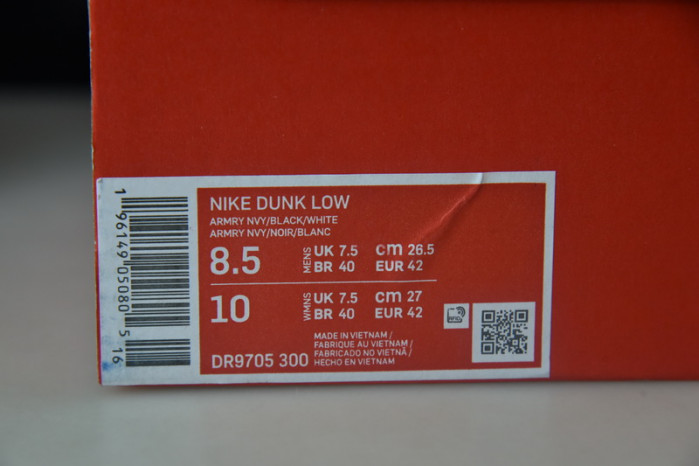 nike dunk low dark blue dr9705-300