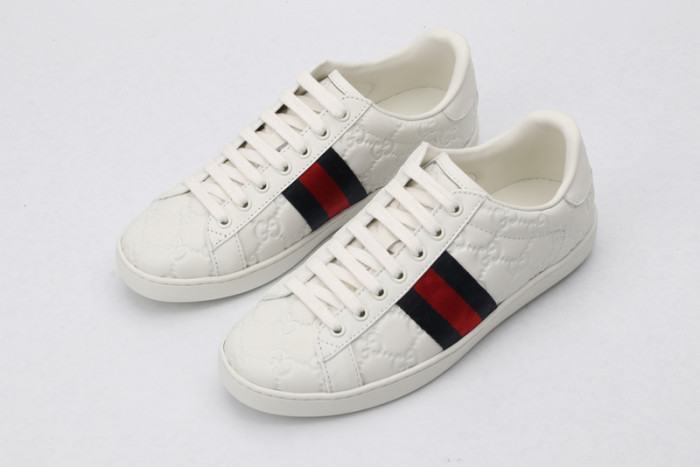 g*u*i ace embroidered low-top sneaker e2326