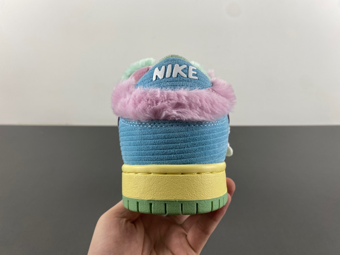 verdy x nike sb dunk low “visty”