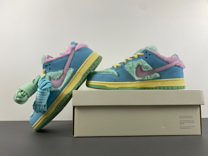 verdy x nike sb dunk low “visty”