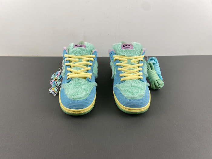 verdy x nike sb dunk low “visty”