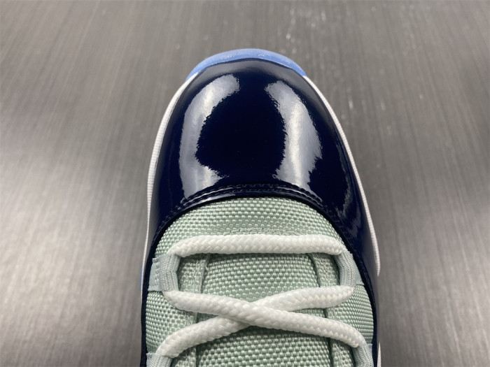 air jordan 11 retro low georgetown 528895-007