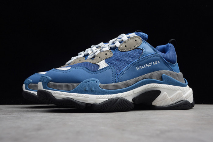 Ba*len*cia*ga triple s sneaker w09o5 7418