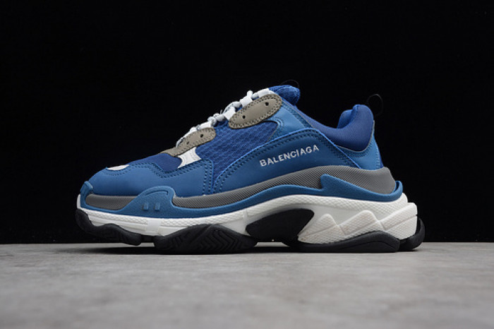 Ba*len*cia*ga triple s sneaker w09o5 7418