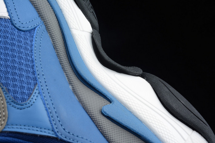 Ba*len*cia*ga triple s sneaker w09o5 7418