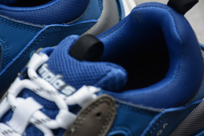 Ba*len*cia*ga triple s sneaker w09o5 7418