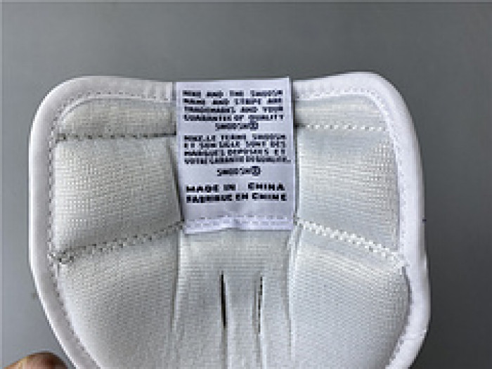 air jordan 1 og “metallic navy 555088-106