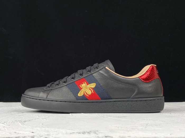 g*u*i ace embroidered low-top sneaker e2272