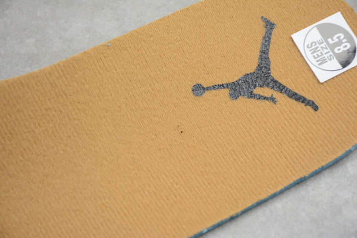 jordan 1 low gold toe cq9447-700