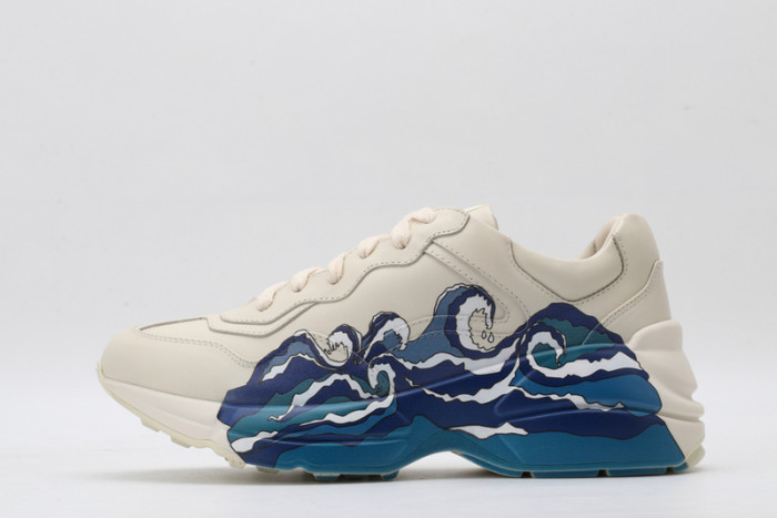 g*u*i ace embroidered low-top sneaker e2291