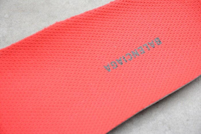 Ba*len*cia*ga triple s sneaker w09o5 7420