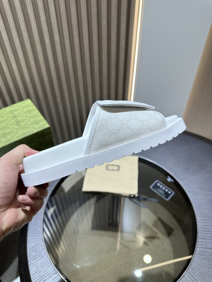 g*u*i sandals d06661