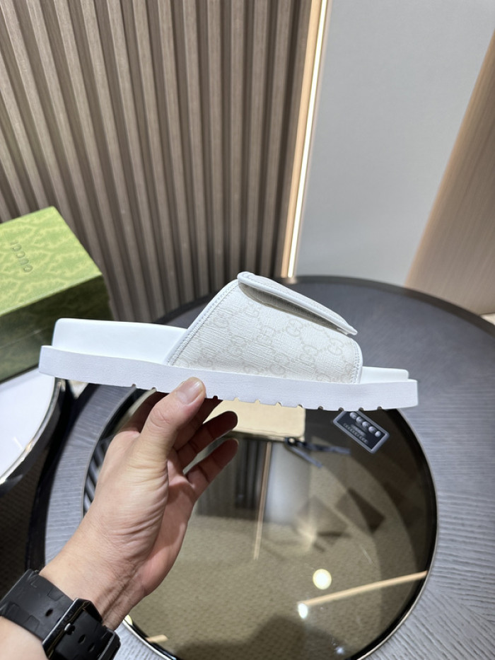 g*u*i sandals d06661