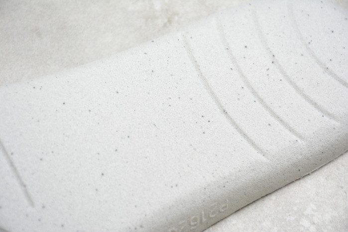 Ba*len*cia*ga triple s w09o5 9026