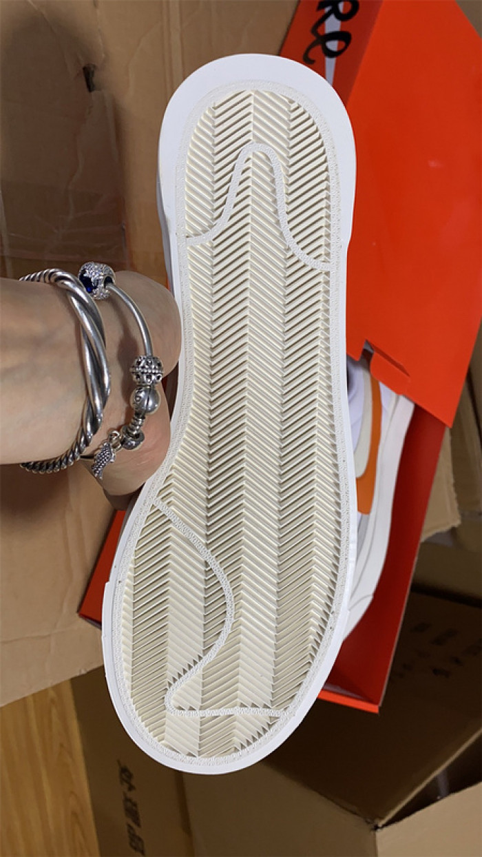 sacai x nike blazer low bv0076-107