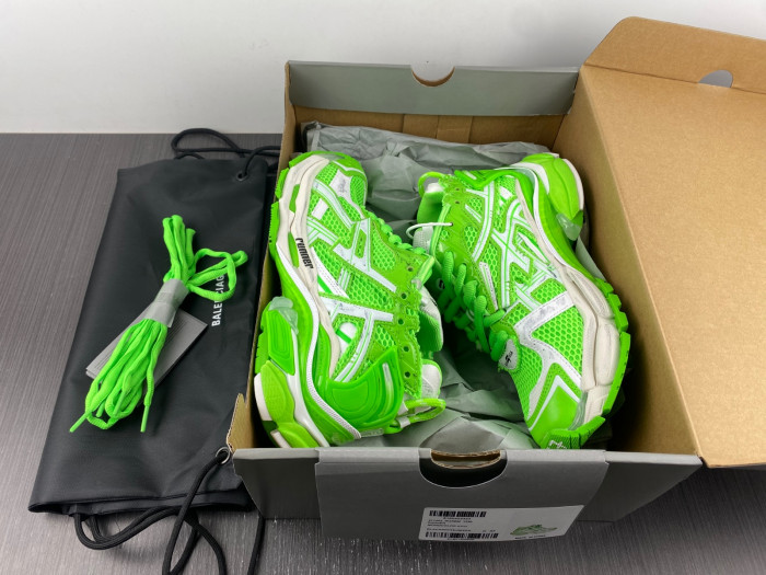 Ba*len*cia*ga runner w3rbm 3590