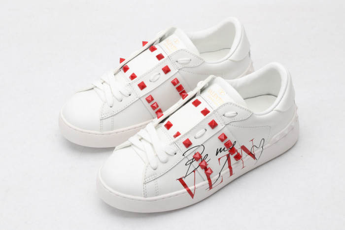 valentino sneakers v109