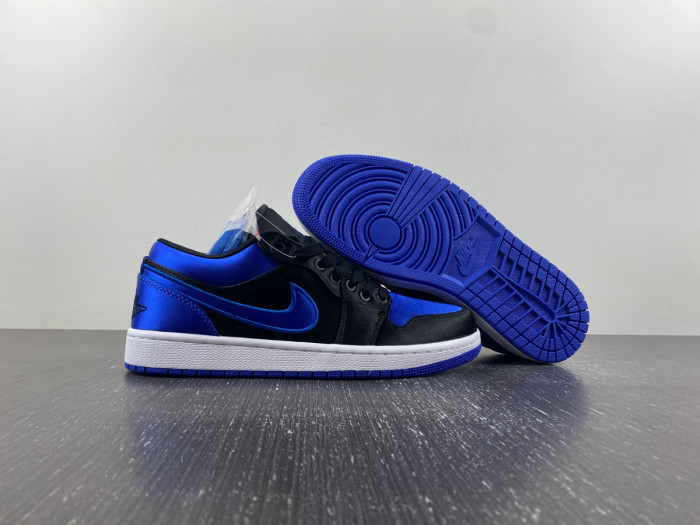 air jordan 1 low og “satin royal” 921193-007-01