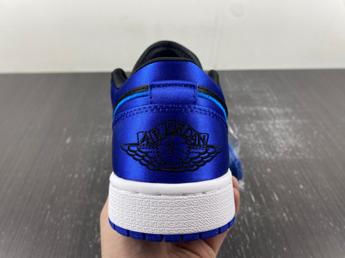 air jordan 1 low og “satin royal” 921193-007-01