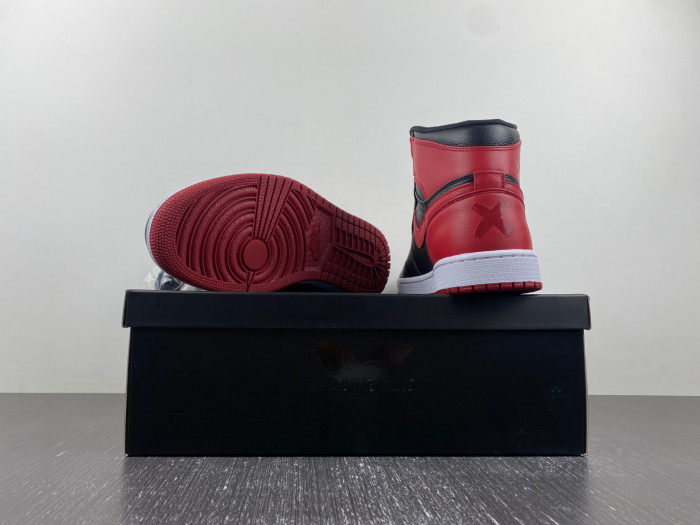 air jordan 1 retro high “banned” 432001-001