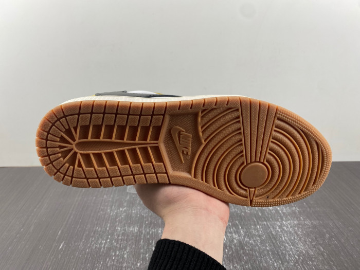 travis scott x air jordan 1 low og aj10129