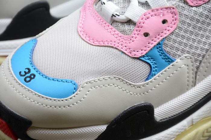 Ba*len*cia*ga triple s w09o5 9023