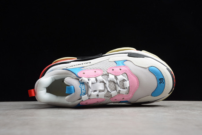 Ba*len*cia*ga triple s w09o5 9023