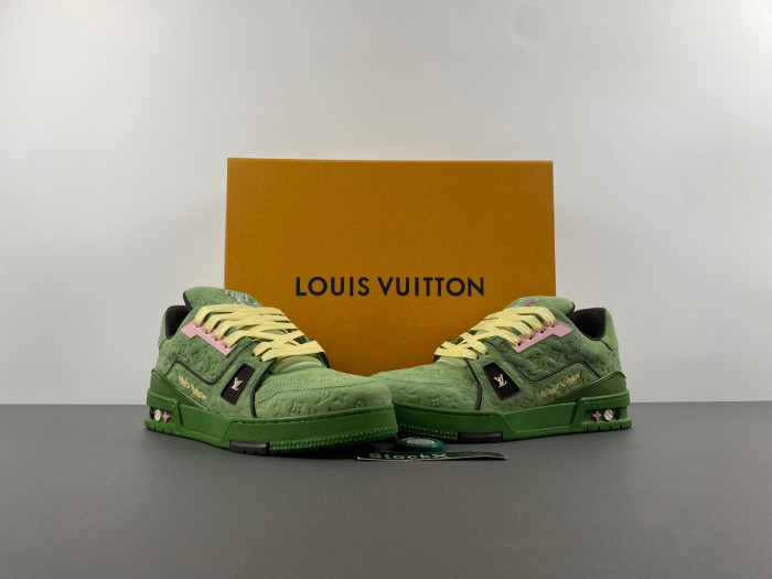 l0vt sneakers