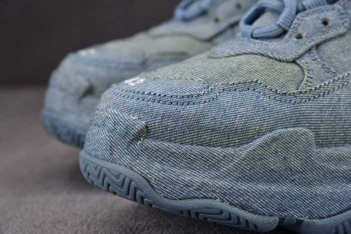 Ba*len*cia*ga triple s sneaker