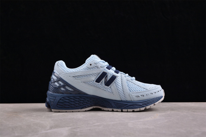 new balance m1906cda