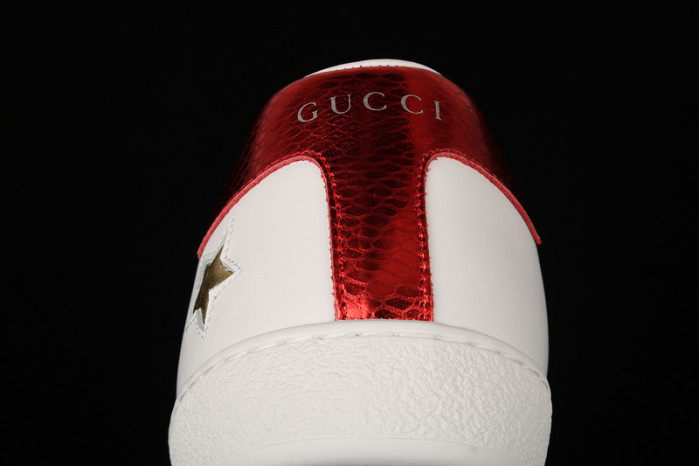 g*u*i ace embroidered low-top sneaker white with stars e1244