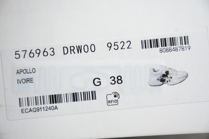 g*u*i ace embroidered low-top sneaker e2278