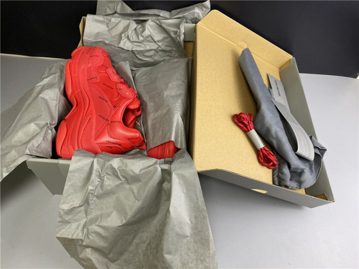 Ba*len*cia*ga b09o5 8399 triple s b09o5 8399