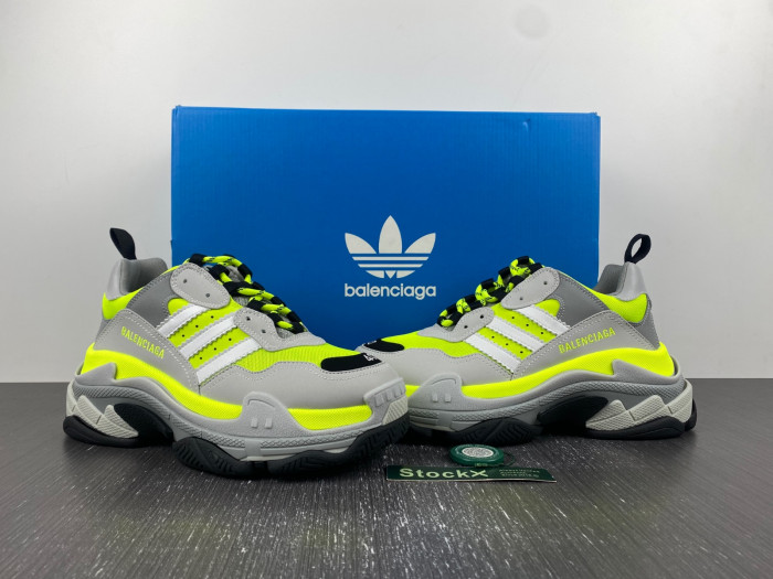 Ba*len*cia*ga triple s sneaker w2zb2 7512