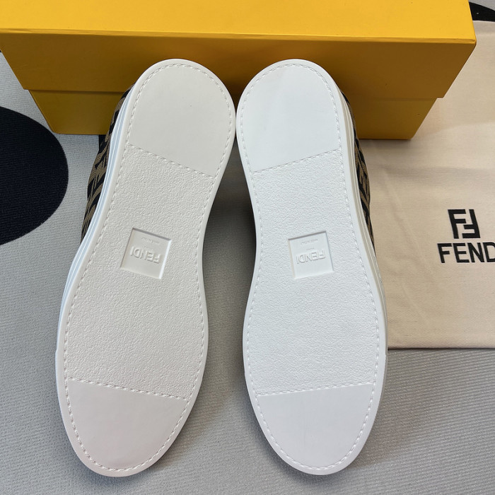 F**di sneakers f018