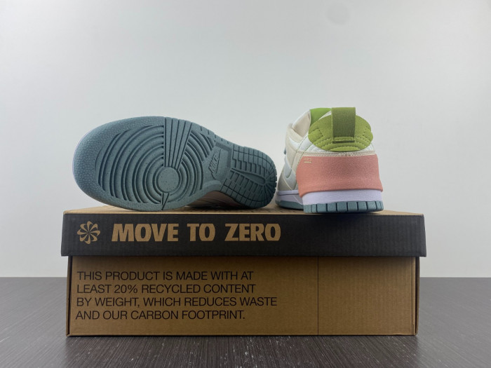 nike dunk low disrupt 2 easter pastel dv3457-100