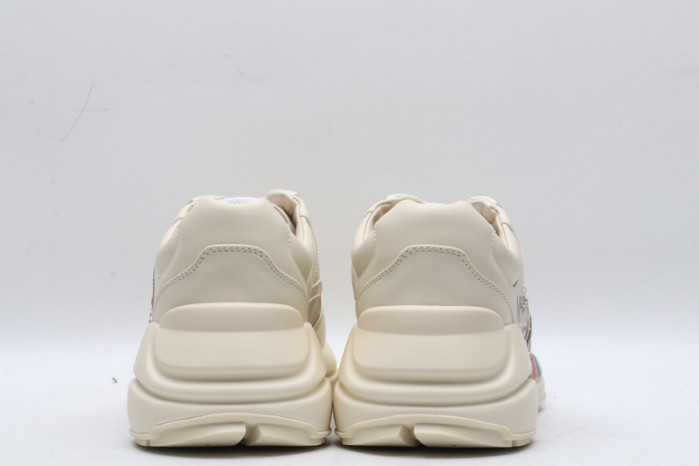 g*u*i ace embroidered low-top sneaker e2293